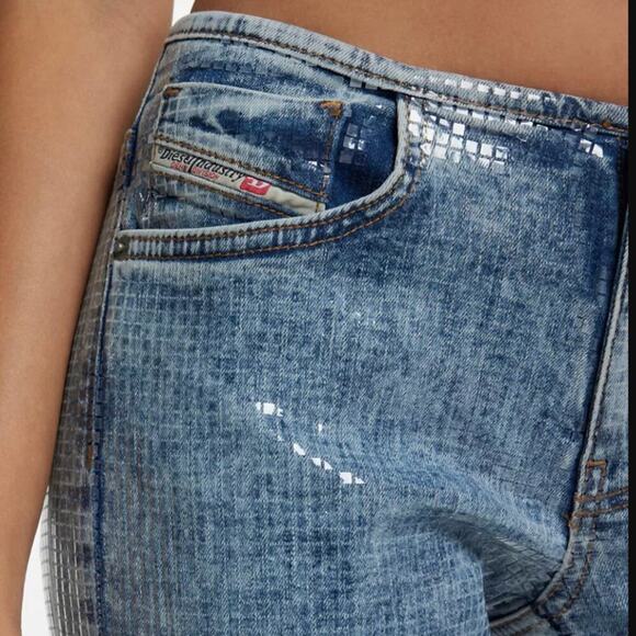 Diesel D-Shark Slim Flare Sequin Coated Jean Low Rise - Picture 3 of 16